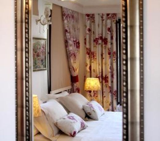 Badem Tatil Evi