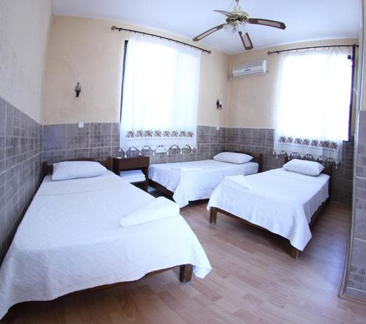 Tuncay Pension