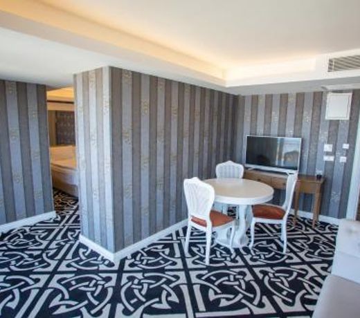 Aktug Elegance Hotel