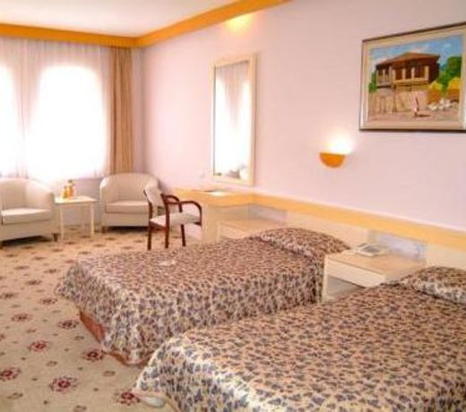 Peri Tower Hotel