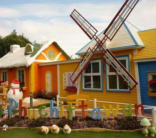 Phuchittawan Resort