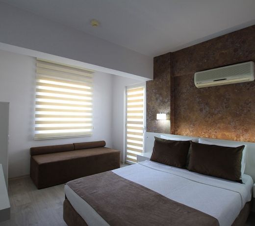 Myra Hotel