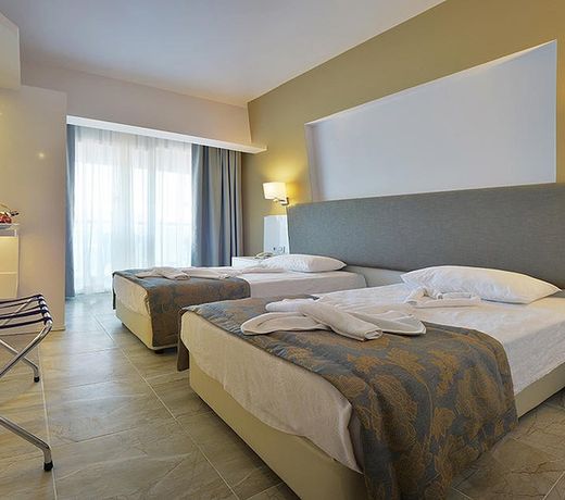 Maris Beach Hotel
