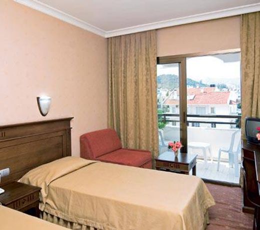 Oasis Hotel
