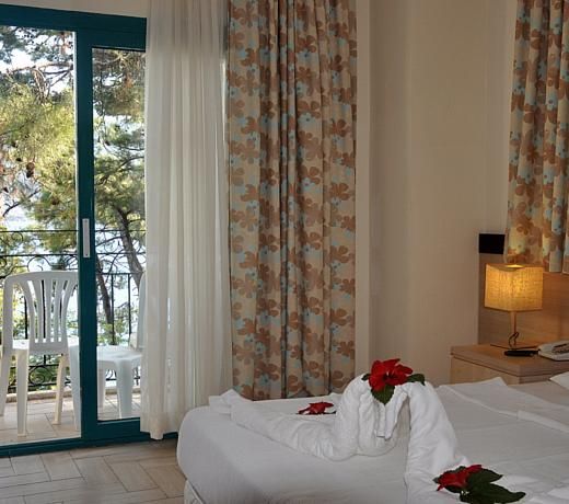 Club Nimara Beach Resort