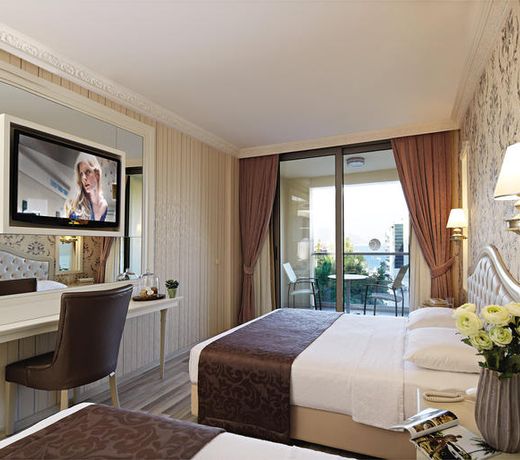 Emre Beach & Emre Hotel