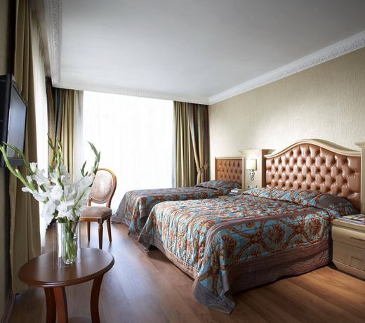 Emre Beach & Emre Hotel