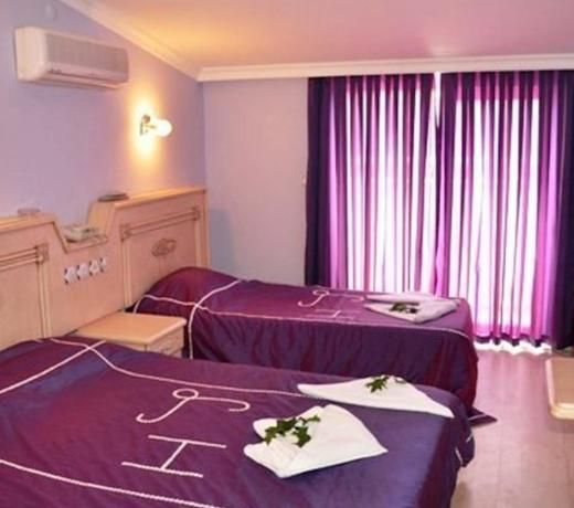 Anerissa Hotel