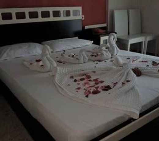 Selay Hotel