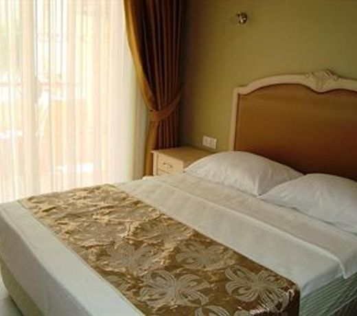 Golden Moon Apart Hotel