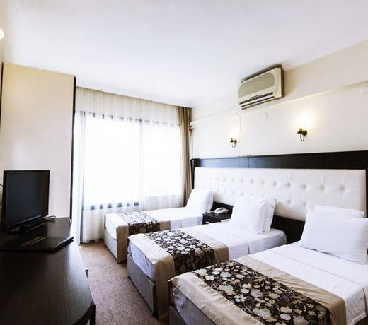 GRAND HOTEL KURDOGLU