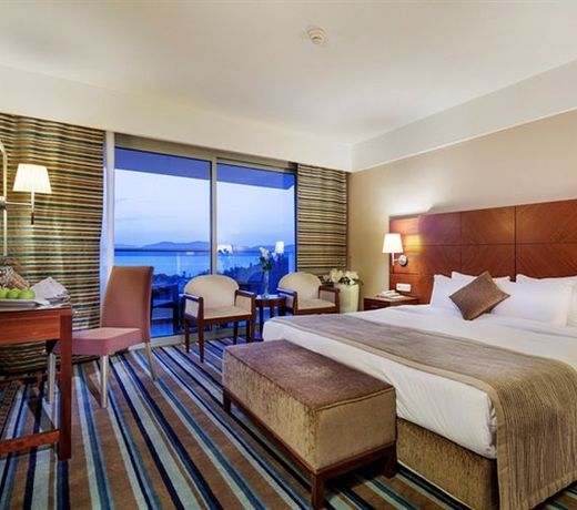 Pine Bay Holiday Resort