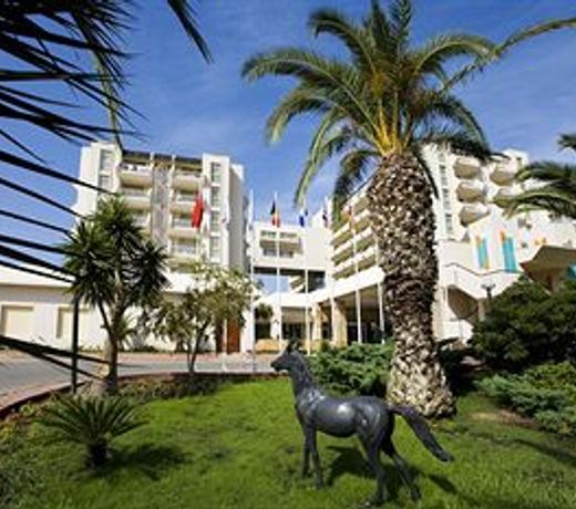 Fantasia Deluxe Hotel