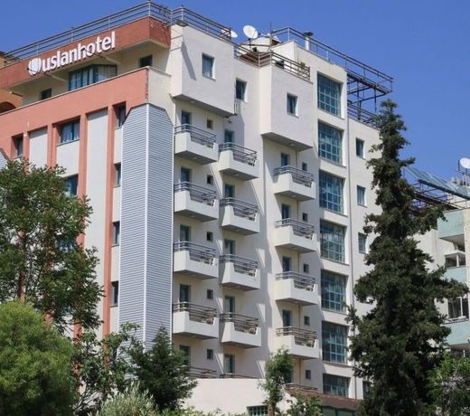 Uslan Hotel