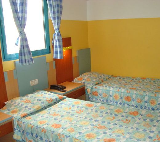 Uslan Hotel