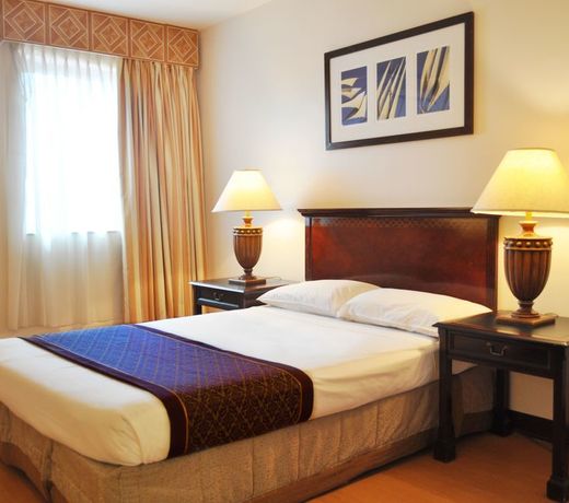 Subic Bay Travelers Hotel