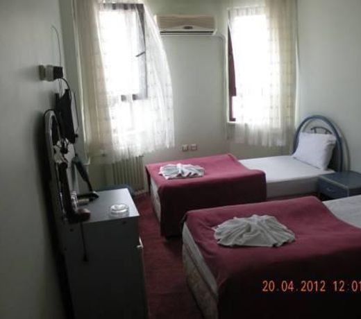HOTEL BELLA