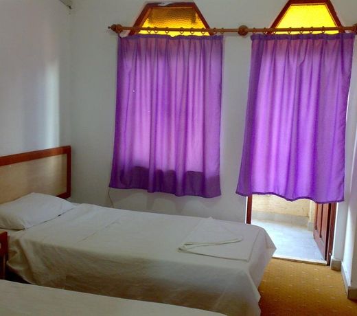 Cann Hotel
