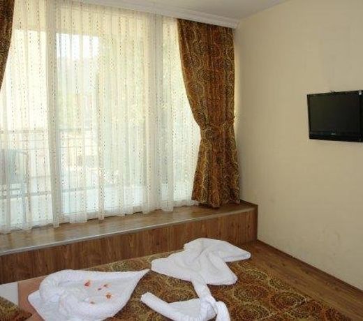 Romeo Beach Hotel