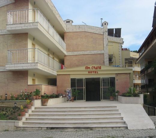 Mr. Crane Hotel