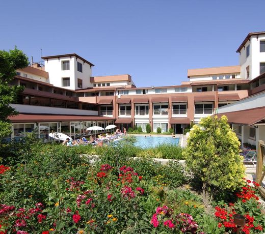 Rose Resort Hotel
