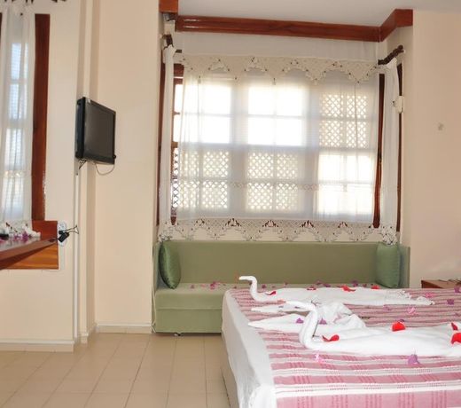 Kaliptus Hotel