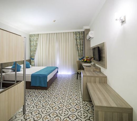 Crystal Aura Beach Resort & Spa - Ultimate All Inclusive