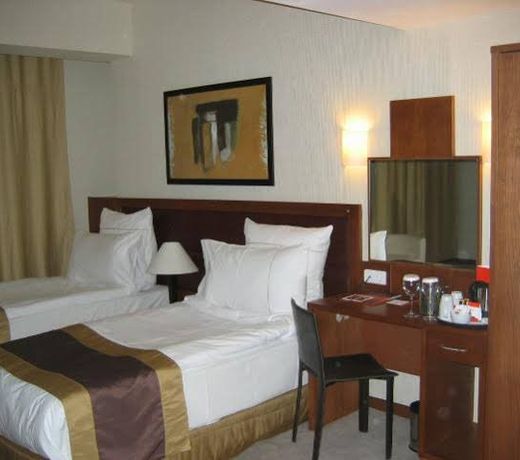 City One Hotel