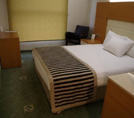 Nüzhet Hotel