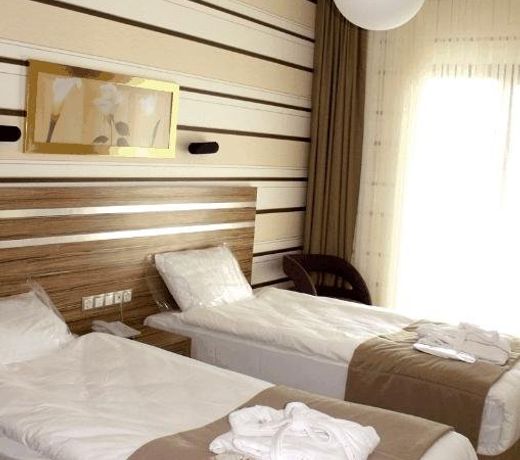 La Casa Hotel