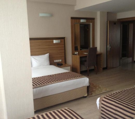 Buyuk Hotel