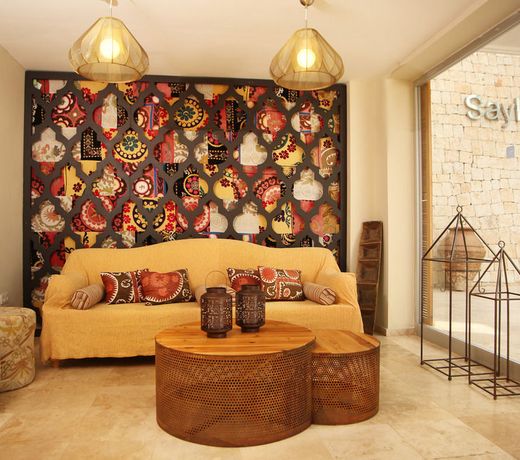 Saylam Suites