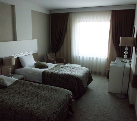 Nadir Business Hotel