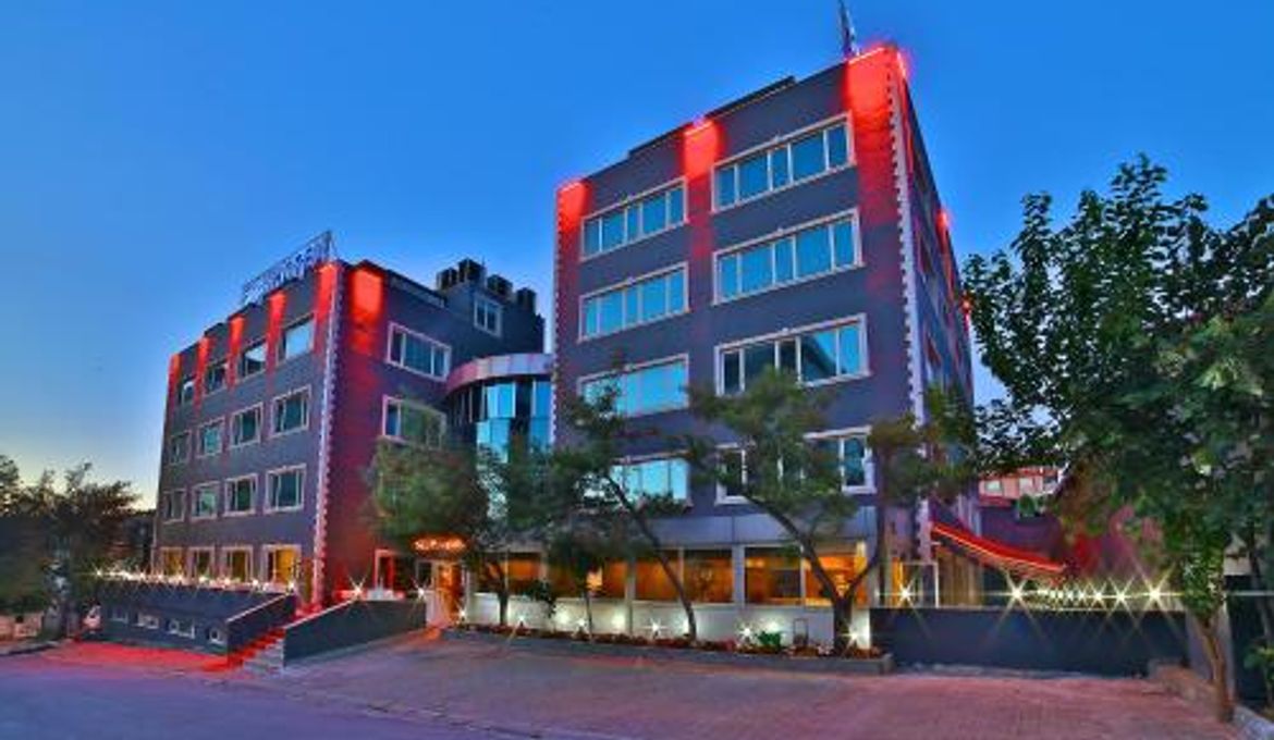 Sanli Suite Hotel