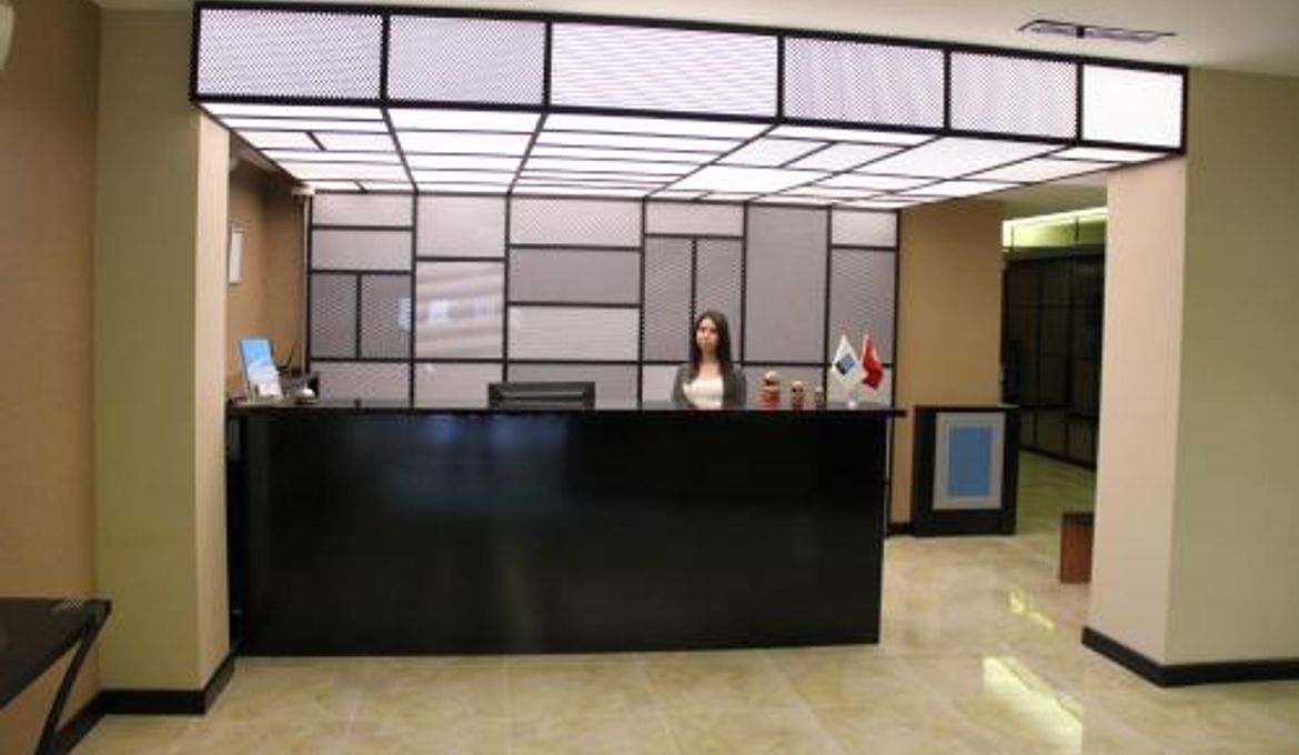 Airport Residence
