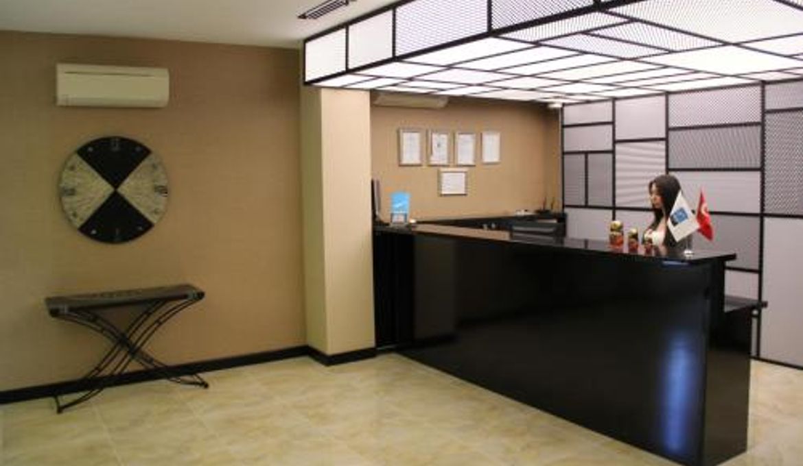 Airport Residence