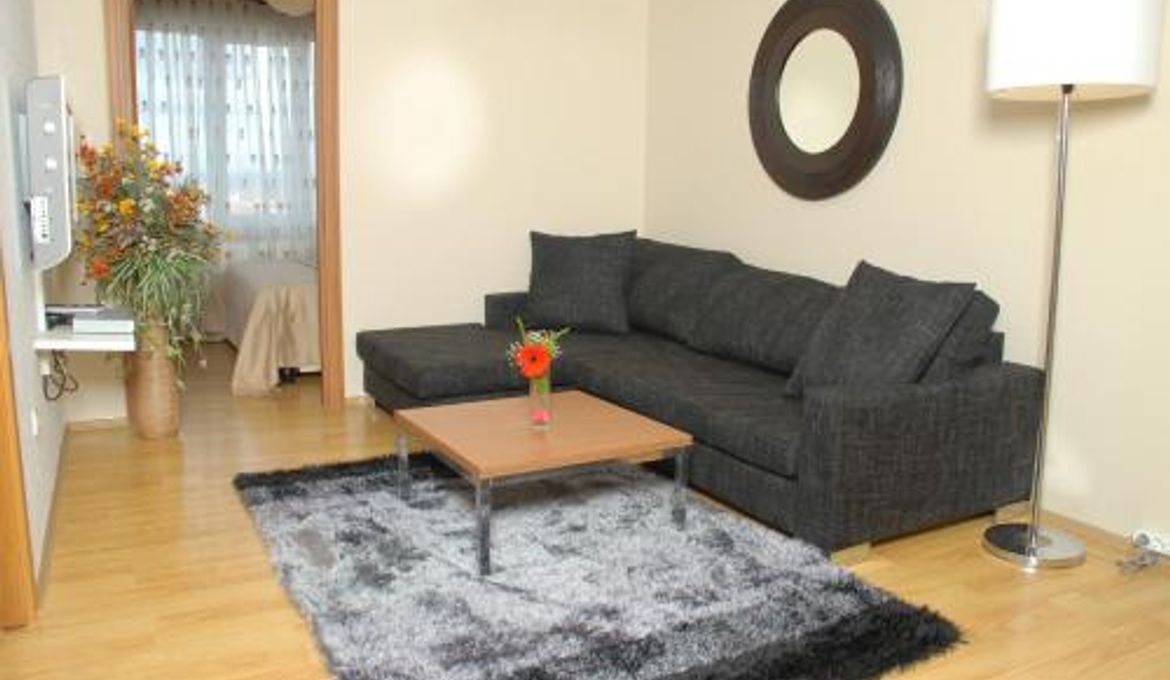 Airport Residence