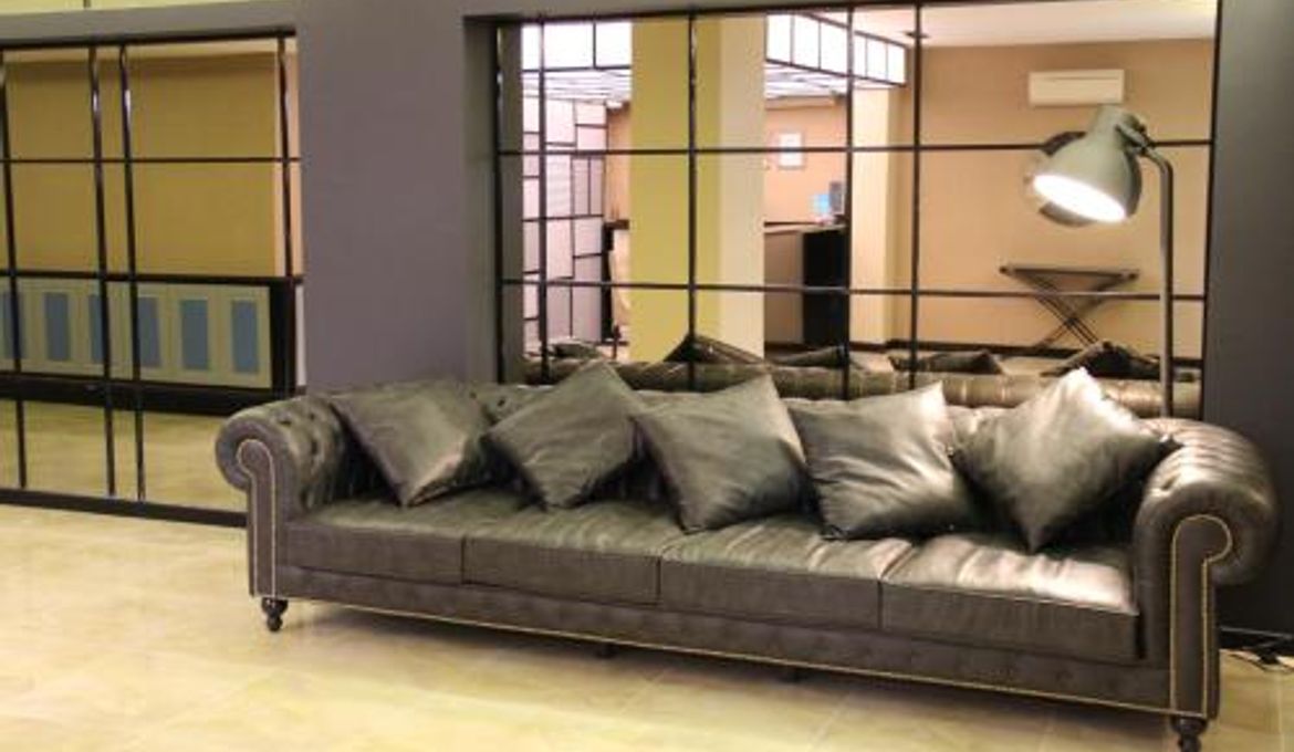 Airport Residence