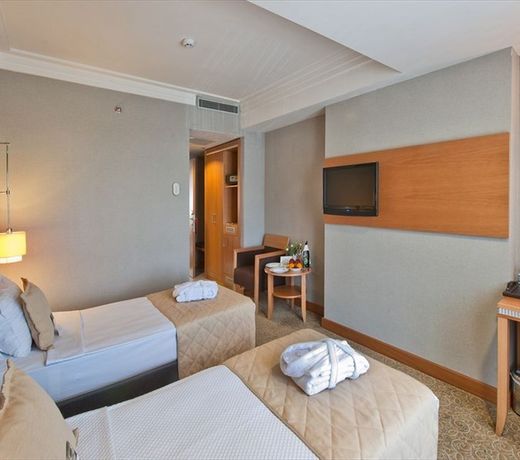 Grand S Hotel