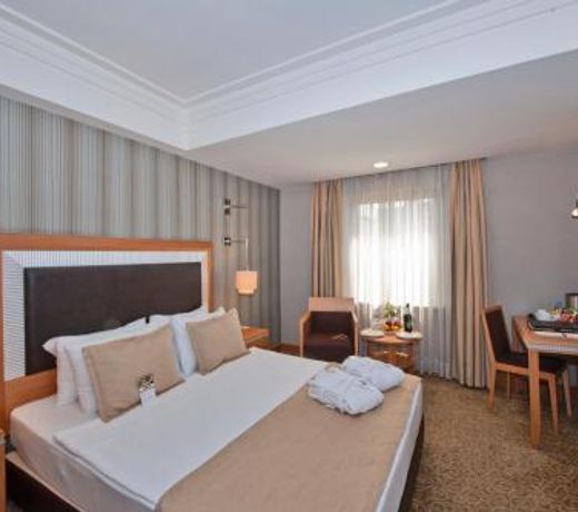 Grand S Hotel