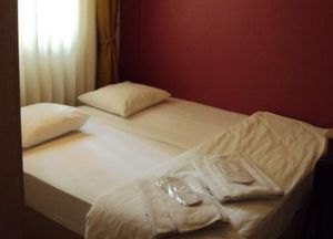 Educa Hostel Airport