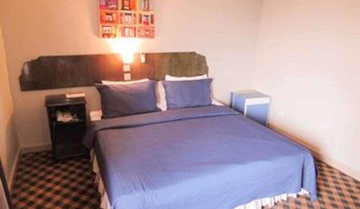 Airport Inn Hotel