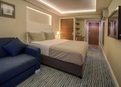 Отель İsfanbul Holiday Home & Suites фото 2