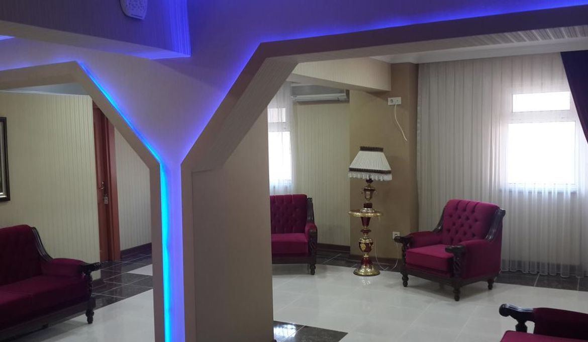Airport House