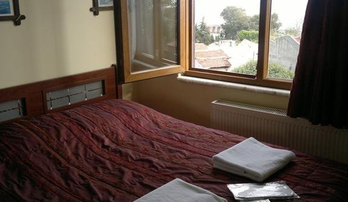 Emre Hotel