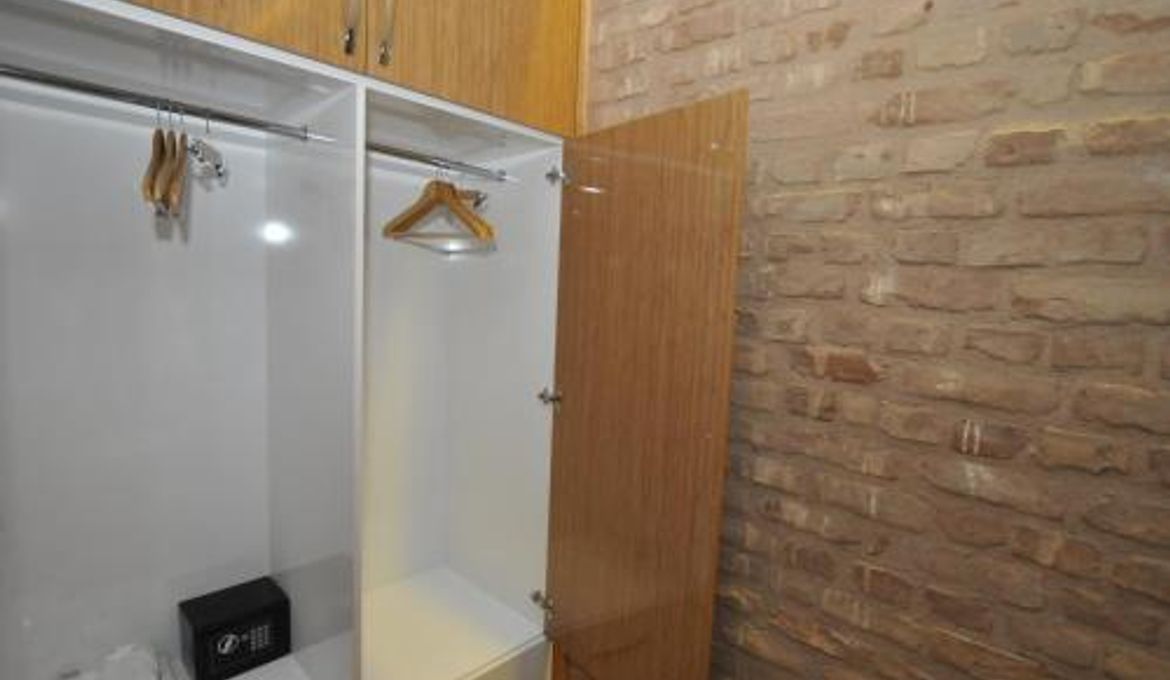 Apartof