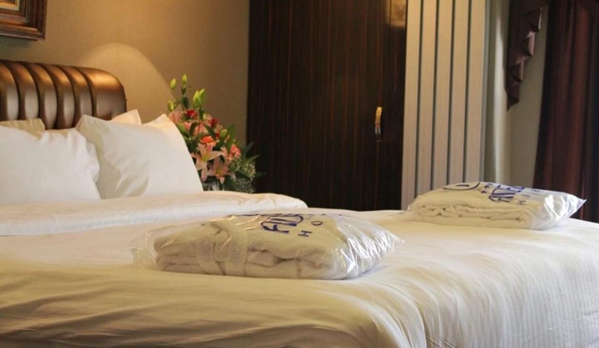 Adela Hotel
