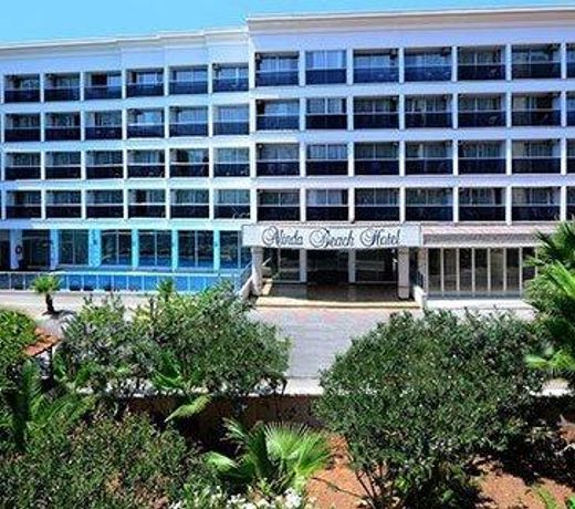 HOTELUS ROYAL
