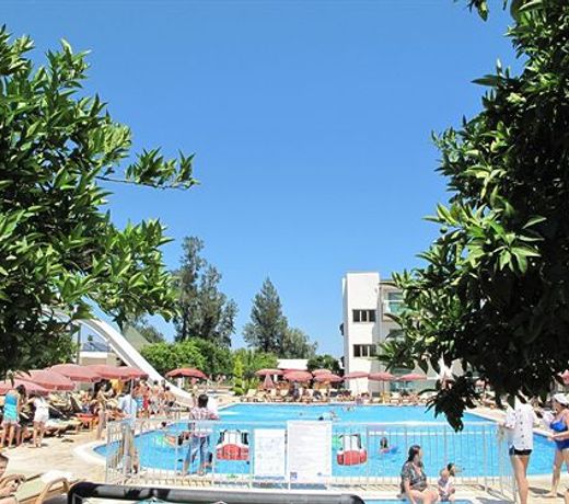 Batont Garden Resort Hotel