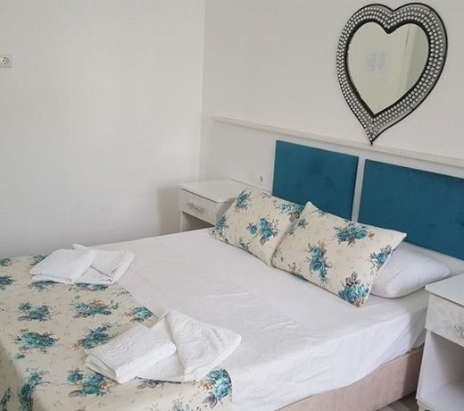 Alis Hotel